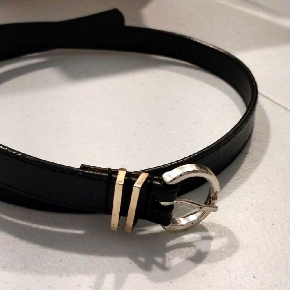 LAST DAY TODAY 5/31 Nine West black croc print leather belt M EUC
